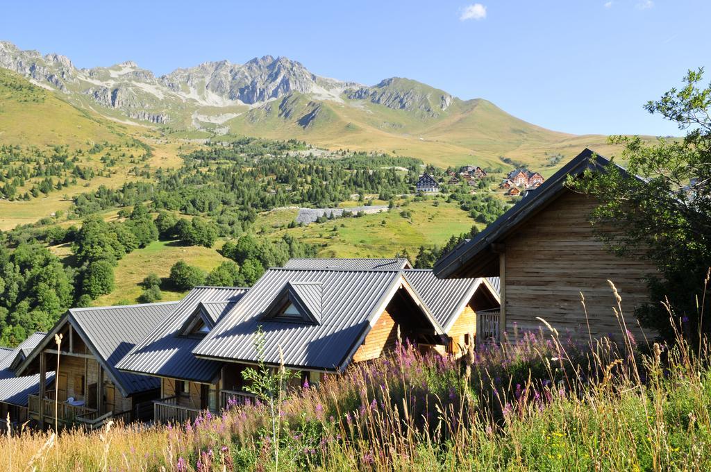 Residence Goelia Le Village Gaulois Saint-François-Longchamp Exteriör bild